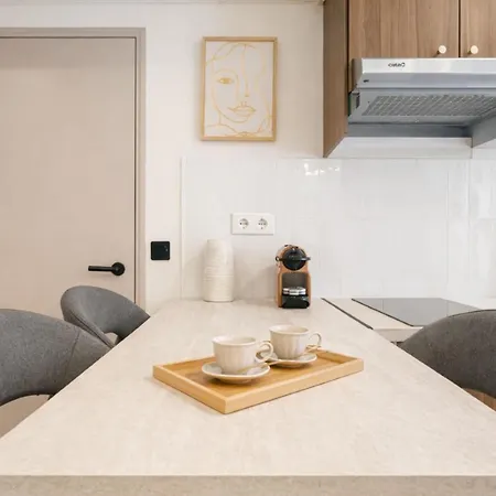Montparnasse - Deluxe For 3 *
